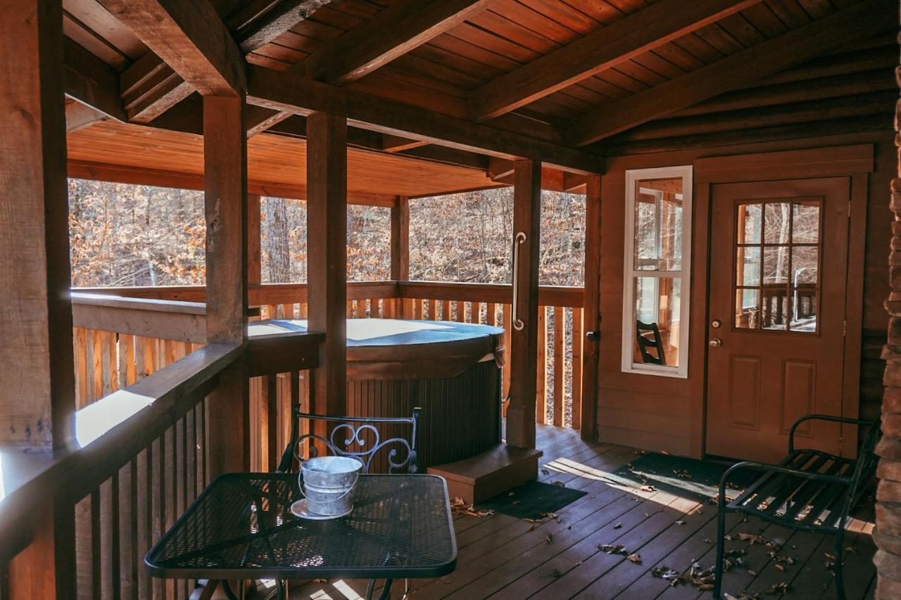 Вилла Mama Bear'S Retreat Севьервилл Экстерьер фото