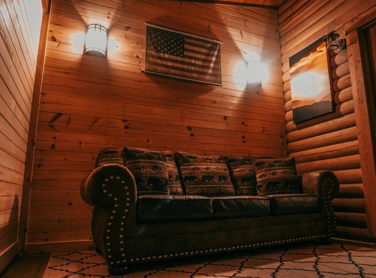 Вилла Mama Bear'S Retreat Севьервилл Экстерьер фото