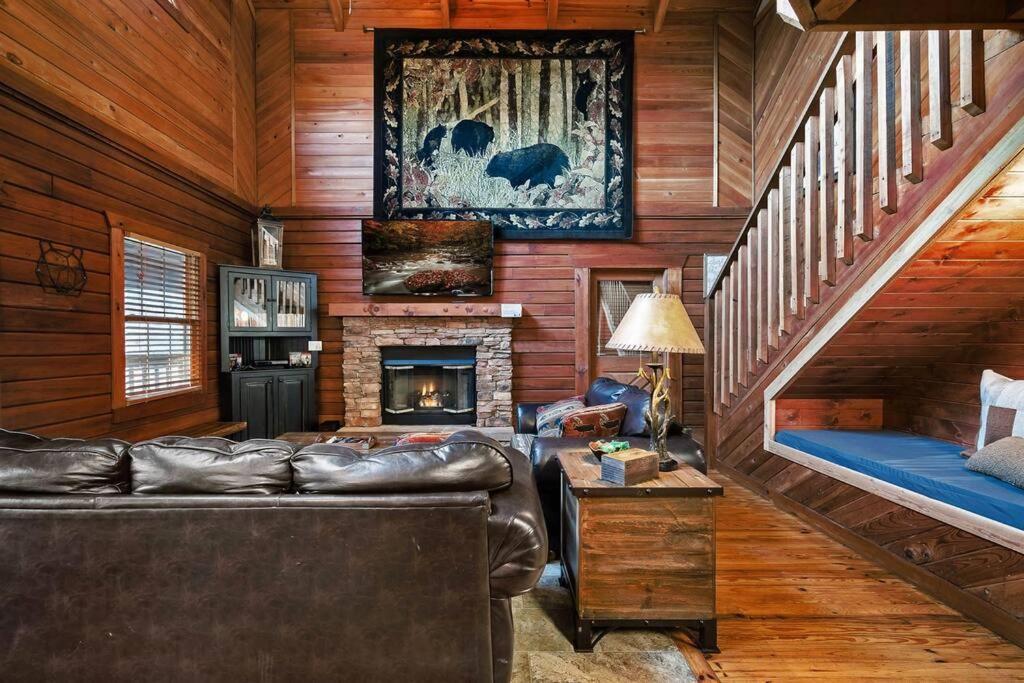 Вилла Mama Bear'S Retreat Севьервилл Экстерьер фото