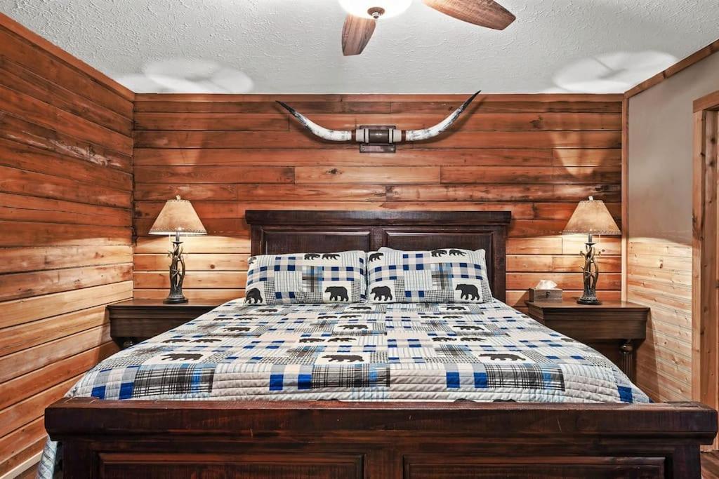 Вилла Mama Bear'S Retreat Севьервилл Экстерьер фото